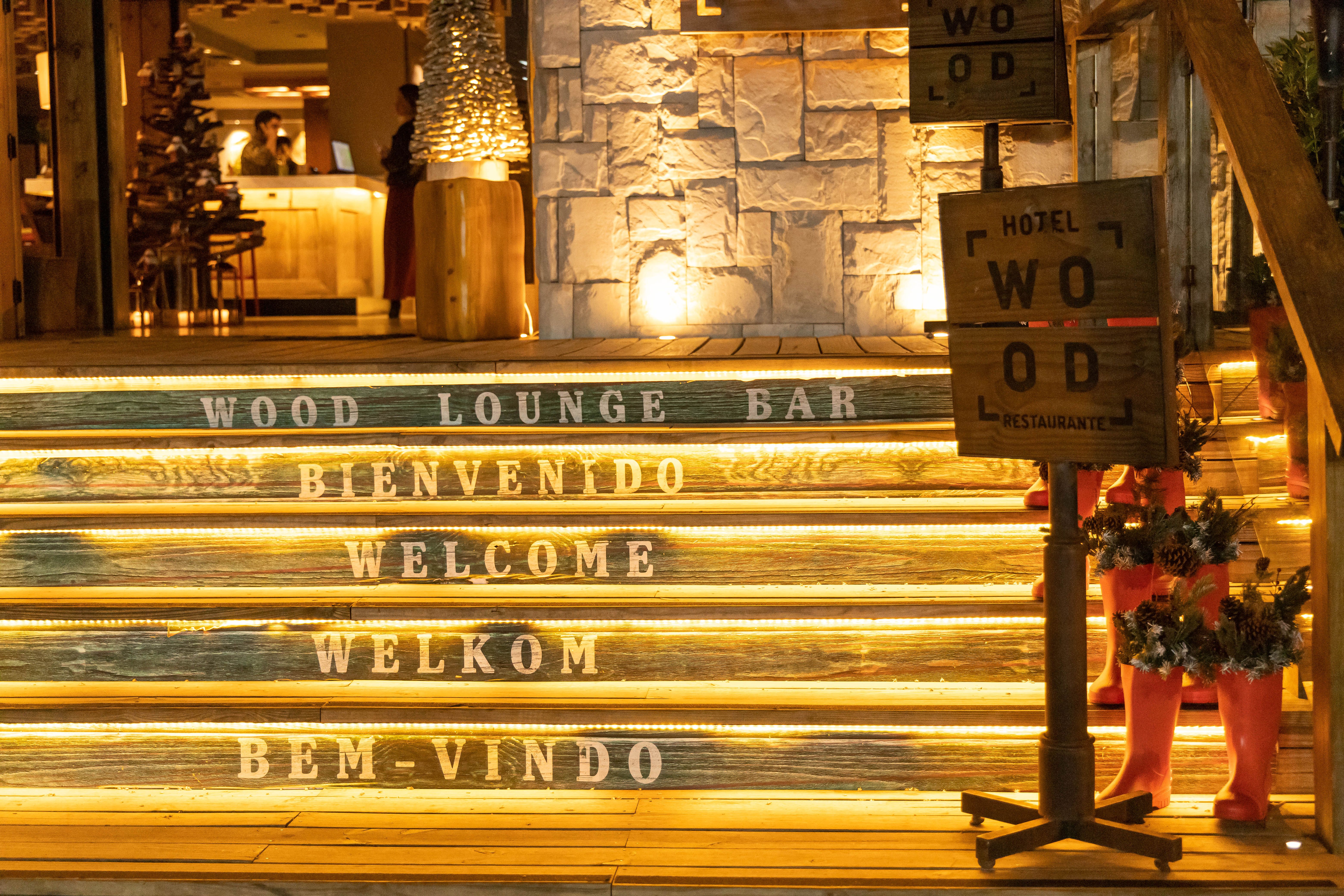 Wood Lounge Bar & Restaurante (3).jpg